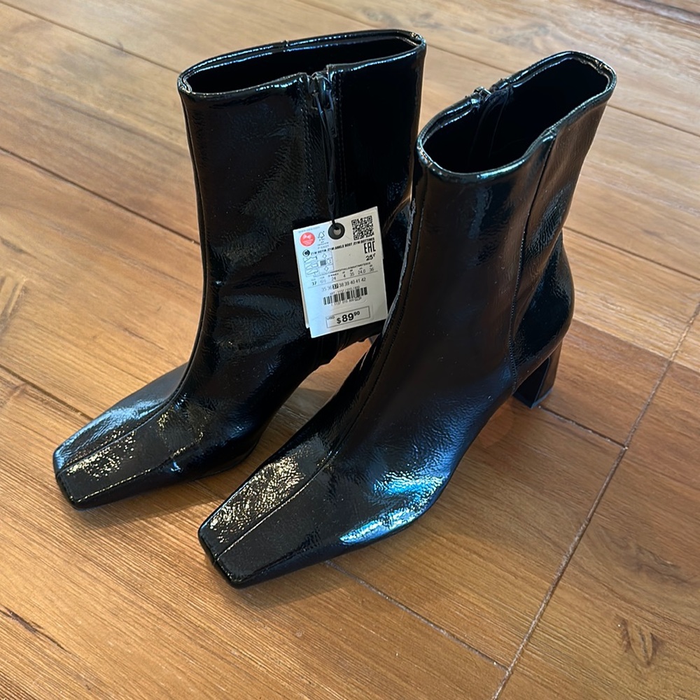 Brand new Zara patent booties - size 7.5